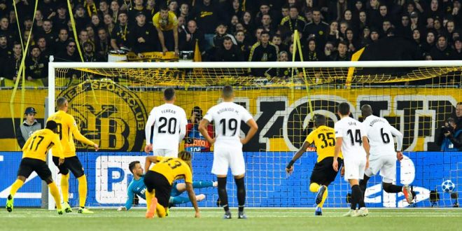 پیش بازی والنسیا - یانگ بویز؛ نبرد در لانه خفاش 1 | 11906 والنسیا