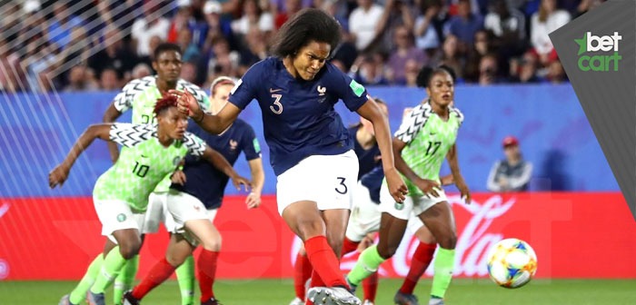 وقتی کمک داور ویدئویی در جام جهانی زنان حاشیه ساز شد 2 | 32735 جام جهانی زنان این بار درگیر حواشی var شد