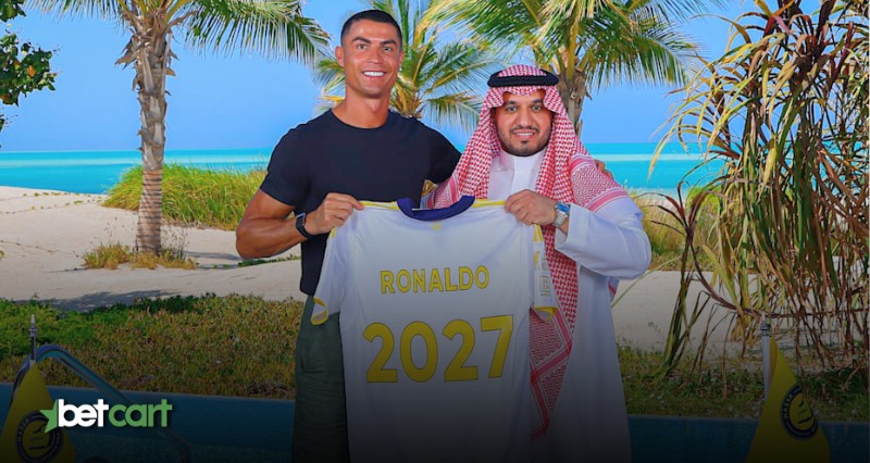 تمدید قرارداد کریستیانو رونالدو با النصر عربستان تا 2027 3 | 66780 کریستیانو رونالدو و مدیر النصر در تمدید قرارداد تا سال ۲۰۲۷