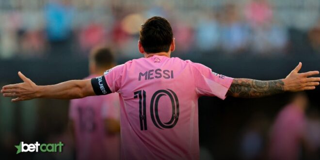 واکنش لیونل مسی به محرومیت MLS: درخشش در لیگز کاپ ۲۰۲۵ 1 | 67252 لیونل مسی با شماره ۱۰ پس از گلزنی برای اینتر میامی در لیگ آمریکا