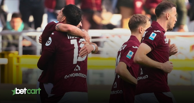 بازیکنان تورینو در حال خوشحالی پس از گل