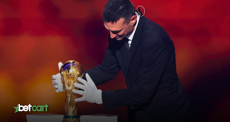 قرعهکشی جام جهانی ۲۰۲۶؛ گروه G ایران و مسیرهای صعود 4 | 69126 نمایش جام جهانی ۲۰۲۶ توسط مسئول برگزاری در مراسم رسمی قرعهکشی