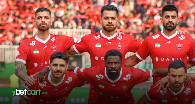 عکس تیمی بازیکنان پرسپولیس پیش از آغاز مسابقه